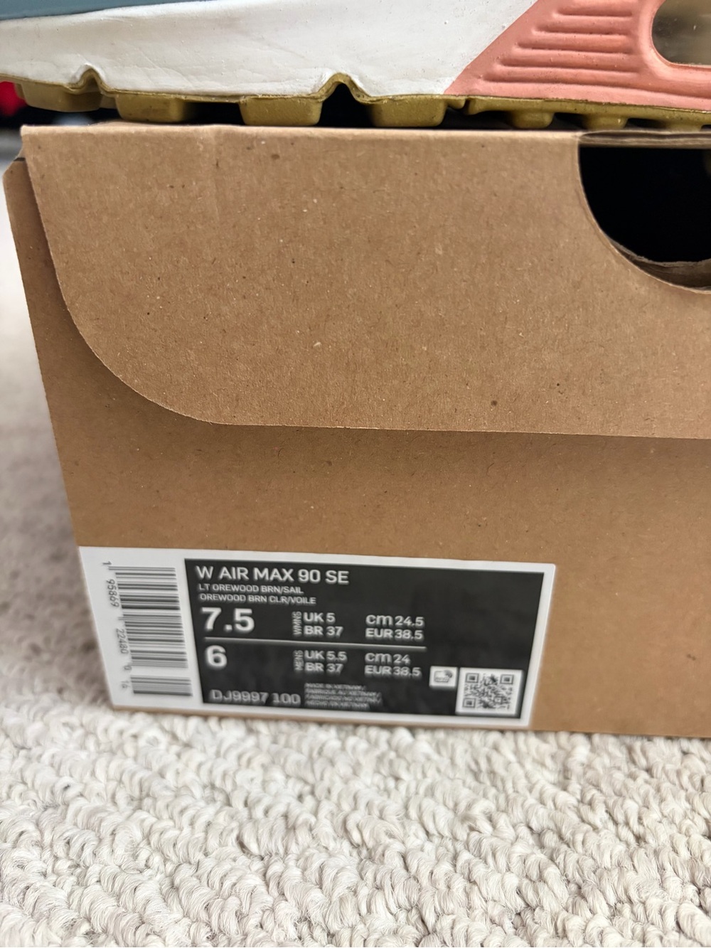 Nike Multicolor Air Max Sneakers - Picture 4 of 5